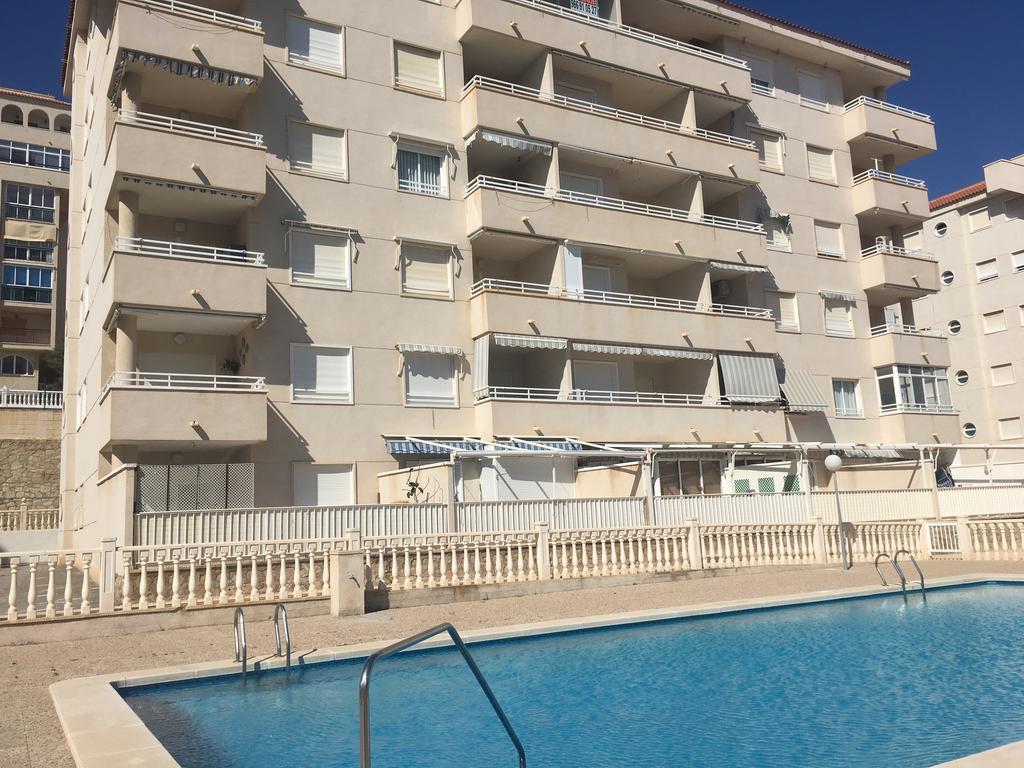 Apartamentos Ареналес дел Сол Екстериор снимка