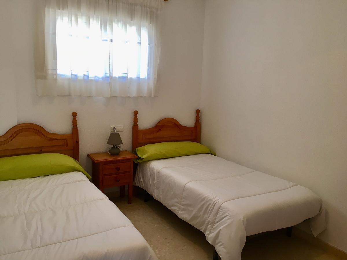 Apartamentos Ареналес дел Сол Екстериор снимка
